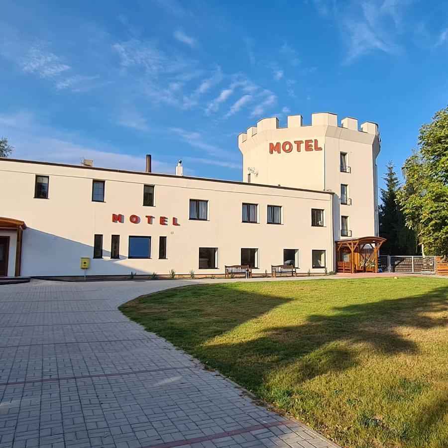 Motel I Restauracja "Pod Baszta" Naglowice Extérieur photo